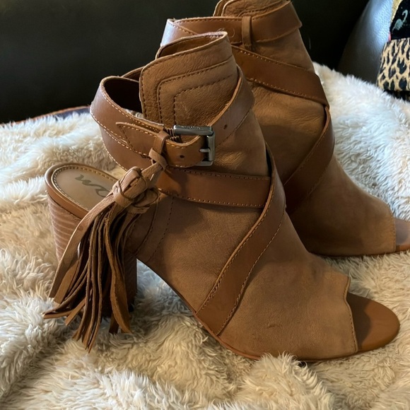 Sam Edelman “Vermont” Tan Leather Peep-Toe Block Heel Open BackbSandal Boots - Picture 1 of 5